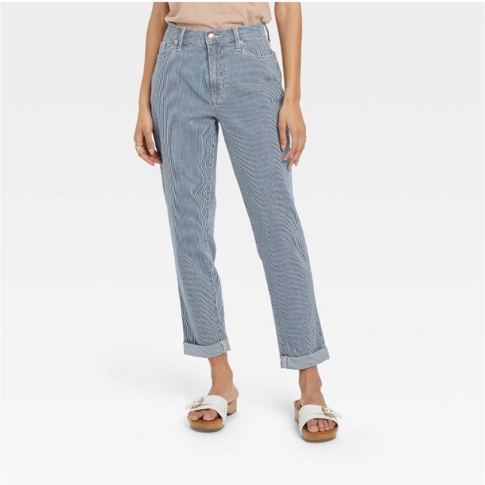 Universal Thread - High-Rise Boyfriend Jeans 6R